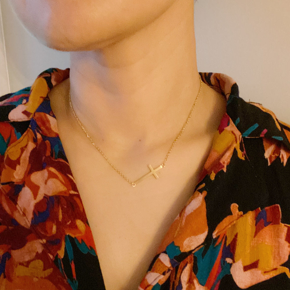 Kayla Cross Necklace-4